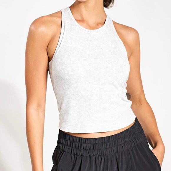 Vuori Tops - Vuori Pose Plyo Tank In White Heather